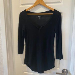 Perfectly Soft, Perfectly You Woman's Tee with 3/4 length sleeves in size XS